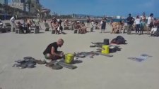 Plajda Canlı Techno Müzik