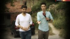 Gergedan Böceği Seven Muhabir