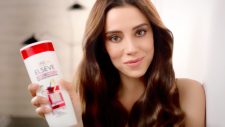 Cansu Dere Elseve Komple Onarıcı 5 ile Yepyeni!