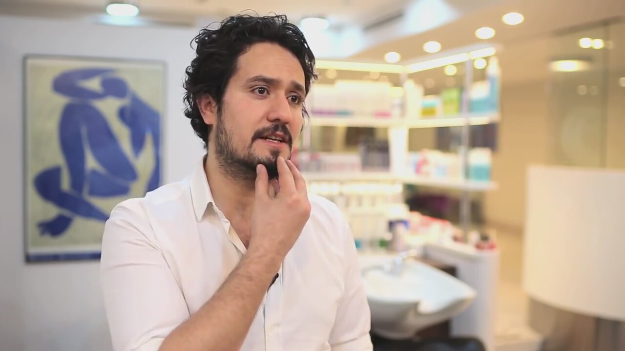 Yuvarlak yüzler için 67 uygun saç kesimleri Yuvarlak yüzler için 67 uygun saç kesimleri