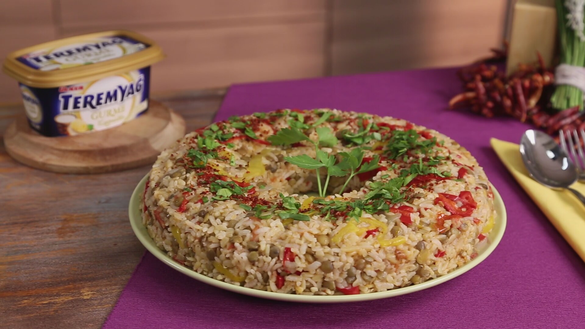 Ezogelin Pilavı Tarifi Ezogelin Pilavı Tarifi