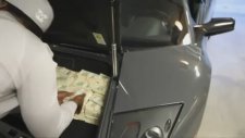 50 Cent'in 2 Milyon Doları Lamborghini Murcielago'ya Yüklemesi
