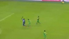 Demba Ba ilk golunu attı