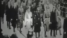 İngiltere Kraliçesi 2. Elizabeth'in Nazi Selamı