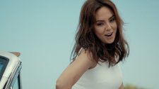 Ebru Gündeş - Aynı Aşklar