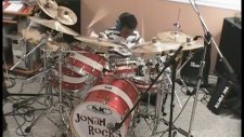 5 Yaşındaki Çocuğun Bateriyle Toxicity Çalması