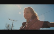 Alle Farben - Supergirl (Official Video)