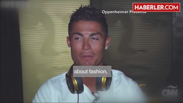 Cristiano Ronaldo FIFA Soruları Gelince Yayını Terk Etti