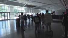 Pornografik Film Galasında Protesto Yapan Radikal Hristiyanlar