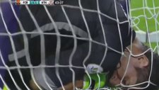 Golden Sonra Topu Vermemeyi Abartmak - Gorka Iraizoz (Barça vs Atletic Bil.)