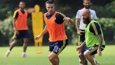 Robin van Persie Diego ve Fernandao'ya meydan okudu
