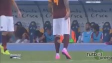 De Rossi kendinden geçti