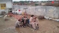 Pakistanlı Gençlerden Ev Yapımı Helikopter