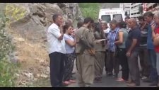 Tunceli Ovacık'ta Yol Kesen PKK'lılar