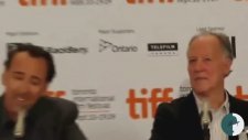 Nicholas Cage'e Soru Sorun!