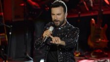 Tarkan - Sen Başkasın (Canlı Performans)