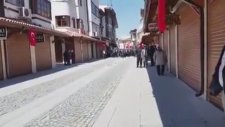 200 Koruma ile Halk Arasına Karışmak - Ahmet Davutoğlu