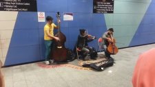 İstanbul Metrosunda Game of Thrones Müziği Çalmak 2 - Kadıköy İstasyonu