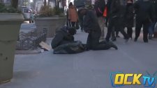 Soğuktan Donmak Üzere Olan Çocuğa Kim Yardım Etti?