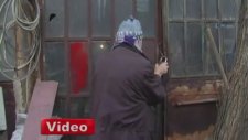 94 Yaşındaki Sabri Dedenin Gençlerle Güreşi