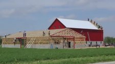 Amish (Amiş) Topluluğunun Bir Günde Çiftlik Yapması