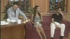 İç Çamaşırı Asla Hiçbir Yerde Giymem - Çağla Şikel - Beyaz Show