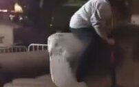 Rodeo Makinasına Binen Zavallı Şişman Kız