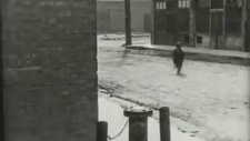 Şarlo (Charlie Chaplin) - The Kid