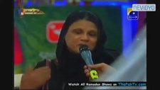 Canlı Yayında Gerçek Bebek Dağıtmak - Pakistan