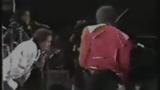 Michael Jackson - Beat It (Victory Tour 1984)