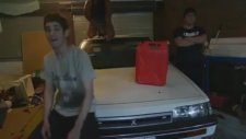 Harlem Shake Videosu Çekerken Yangın Çıkarmak