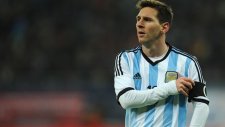 Messi'den korkunç frikik