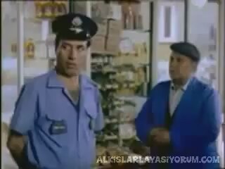 Garip 1986 Zabita Nin Bakkali Teftis Sahnesi Izlesene Com