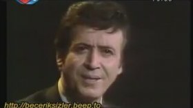 Özay Gönlüm - Elindedir Bağlama Özay Gönlüm - Elindedir Bağlama