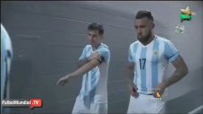 Messi Güzel Sunucu Ines Sainz'ı Umursamadı