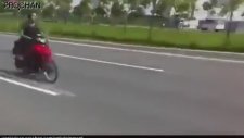 Kaza Yapmaya Programlı Motorcular