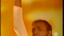 Mustafa Sandal - Aya Benzer (feat Gülcan / 2003 / Almanya)