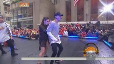 Justin Bieber - What Do You Mean? (Live on Today Show 2015)