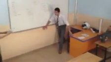 Liselinin Su Şişesi Golü