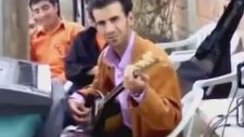 Bağlama ile Elektro Gitar Çalmak
