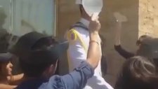 Anıtkabir'de Nöbet Tutan Askeri Yellemek