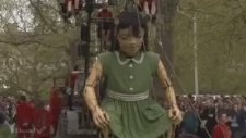 Dev Küçük Kız Kuklası - Royal De Luxe