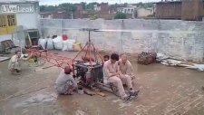 Ev Yapımı Helikopter (Pakistan İş Güvenliği İçerir)