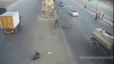 Çarpmayla Birlikte Kendi Etrafında Kırk Dönen Kazazede