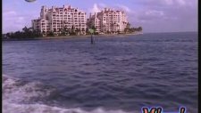 Gülhan'ın Galaksi Rehberi - Miami