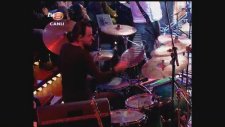 Gür Akad - While My Guitar Gently Weeps (Canlı Performans)
