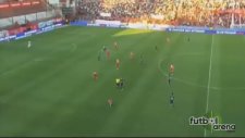 Carlos Tevez ayak kırdı