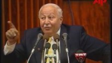 Erbakan'dan Mesut Yılmaz'a: Elindeki Kuşu Kaçırdın