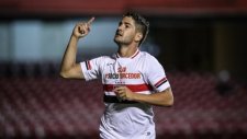 Pato'dan Brezilya'yı sallayan gol