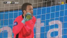 Orta Sahadan Gol Atan Kaleci